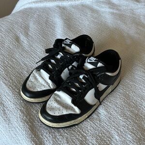 Nike Dunk Low Sneaker in White, Black, & White Size 8 Women’s